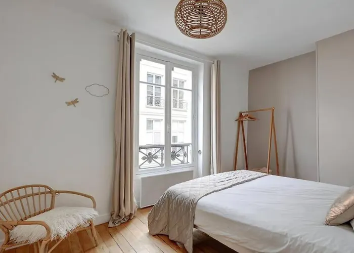 Louvre Montorgueuil Historical Center 3Br II